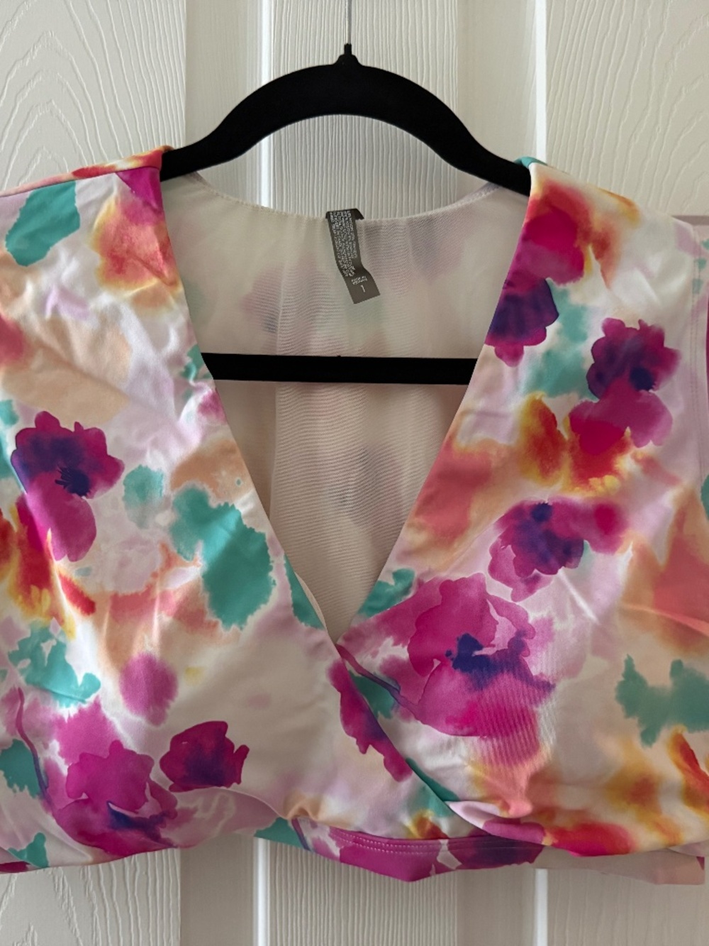 NWOT-Torrid Size 1 Floral Flutter Sleeve Bikini Top